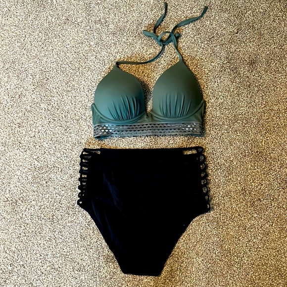 Womens Bikini Seperates 34D Top M Bottom - Picture 1 of 10